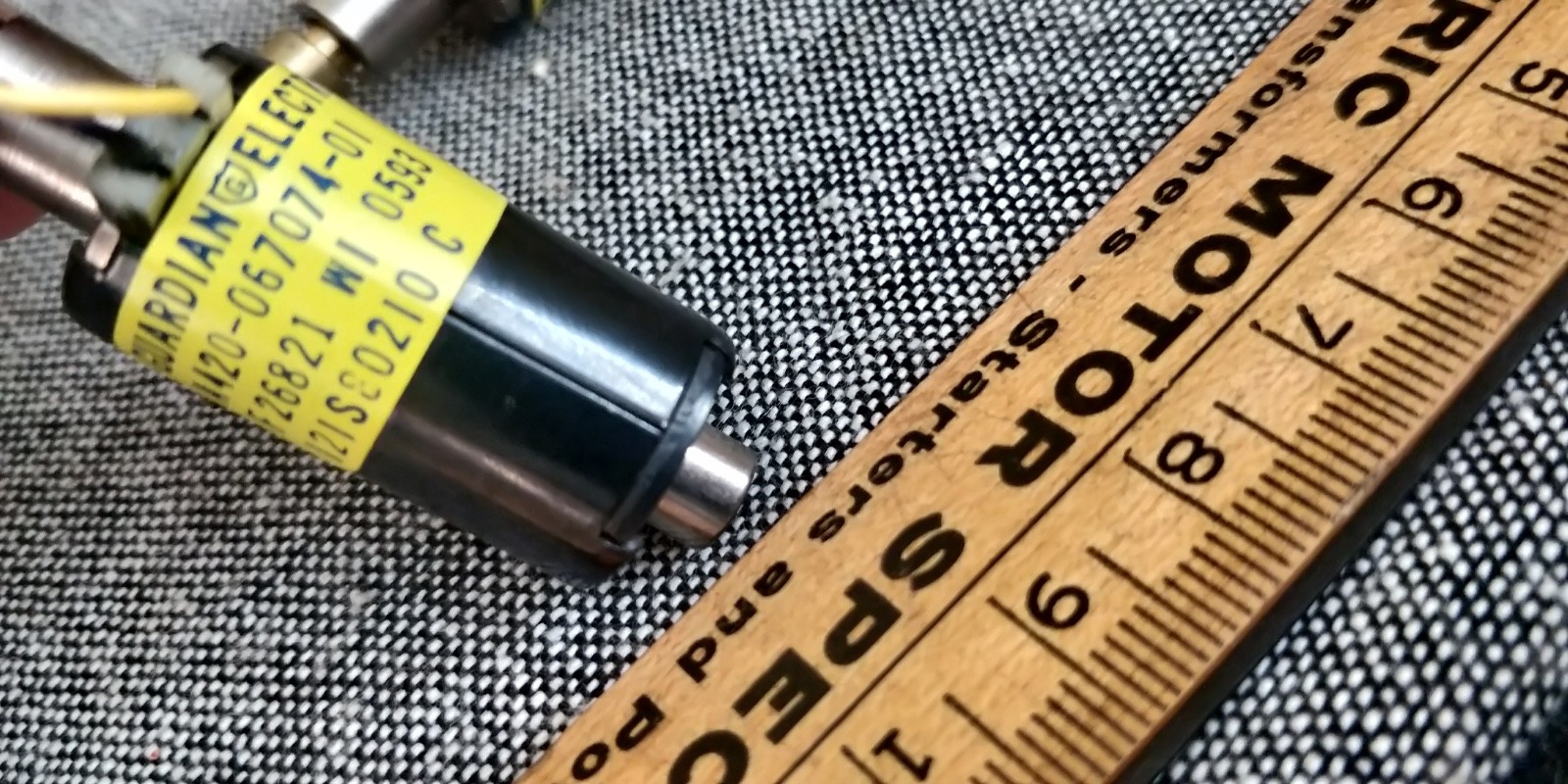 2 pieces PUSH-TYPE SOLENOID 24VDC Guardian # A420-067074-01
