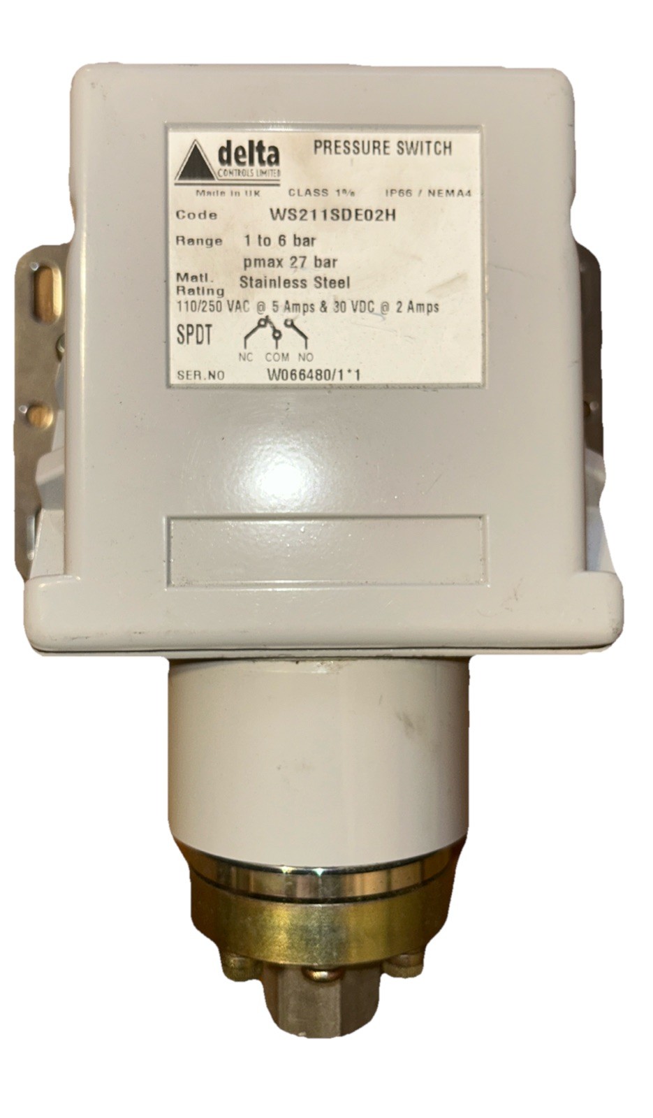 DELTA CONTROLS LIMITED WS211SDE02H 250VAC 5A. NEW! FREE SHIPPING! 7B