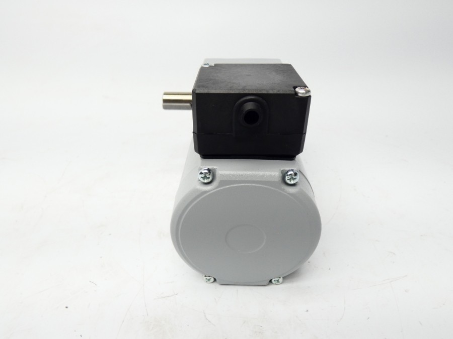 GTR HLM-15L-15-T40T 200V 0.29A NSNP