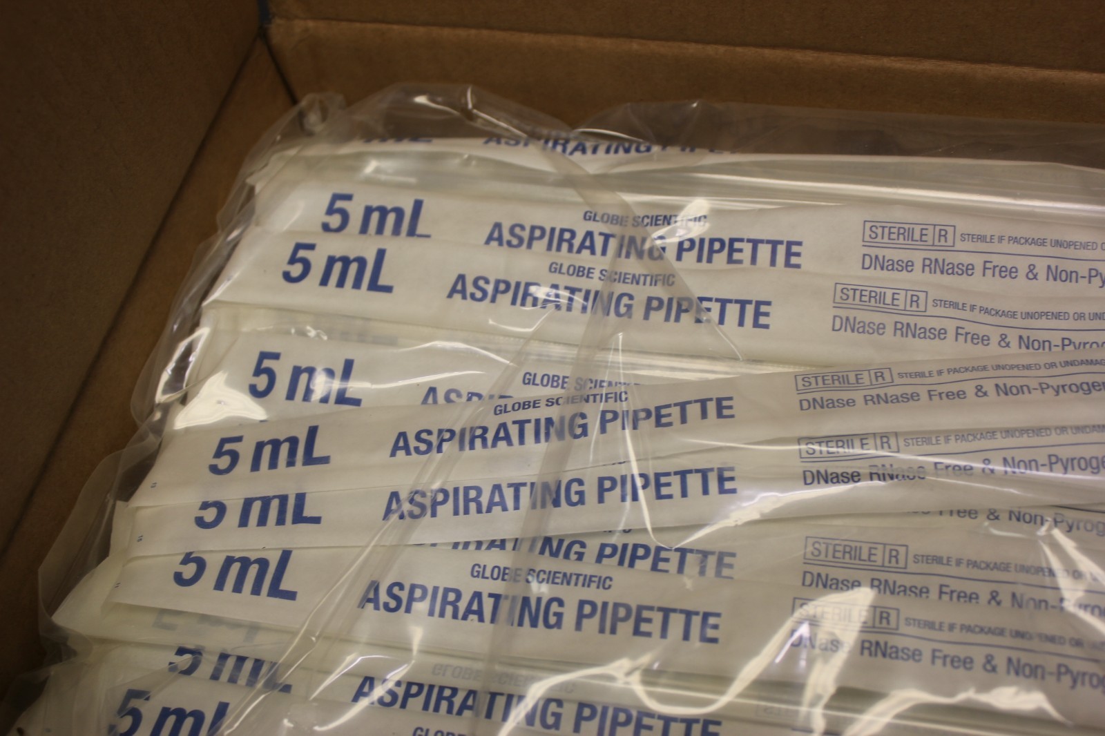 NEW CASE OF 300 GLOBE SCIENTIFIC 5mL ASPIRATING POLYSTYRENE PIPETTE 1838