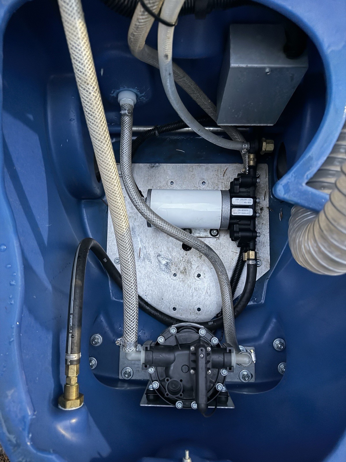 VersaClean 200 Water Portable Carpet Extraction Vacuum by Legend.