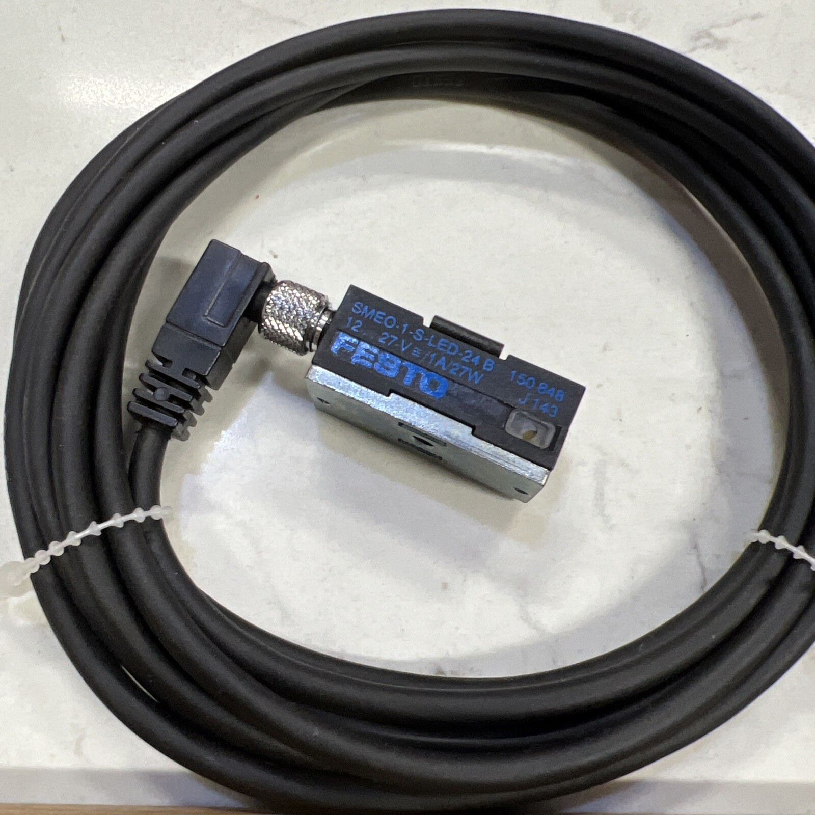 Festo SMEO-1-S-LED-24-B Proximity Sensor 150848 W/ Cable
