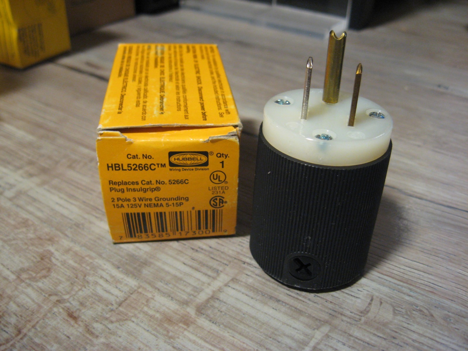 NEW Hubbell HBL5266C 3 Wire Straight Blade Male Connector Plug – 15A 125V