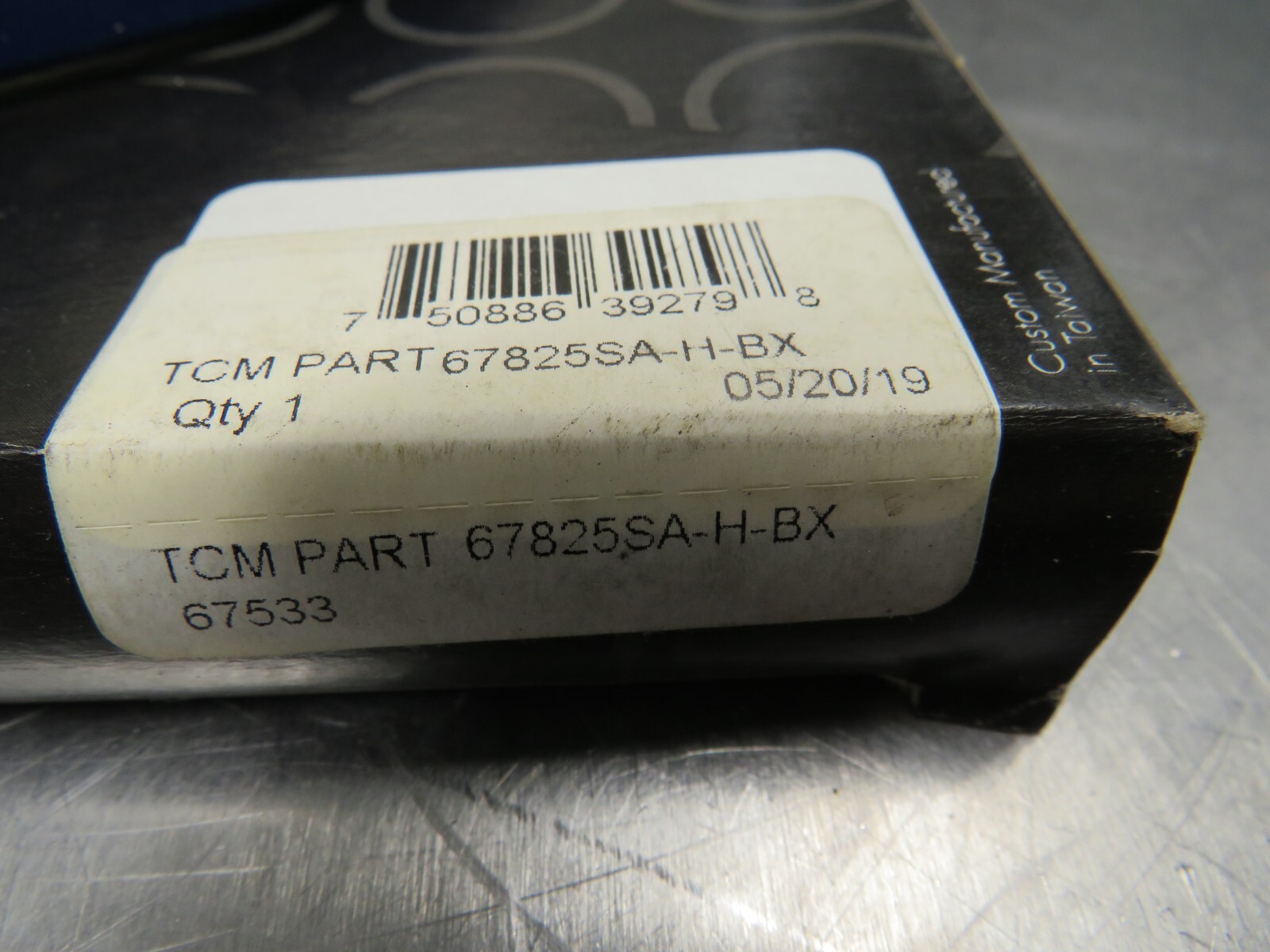 TCM 67825SA-H-BX Oil Seal CR Equivalent 67533