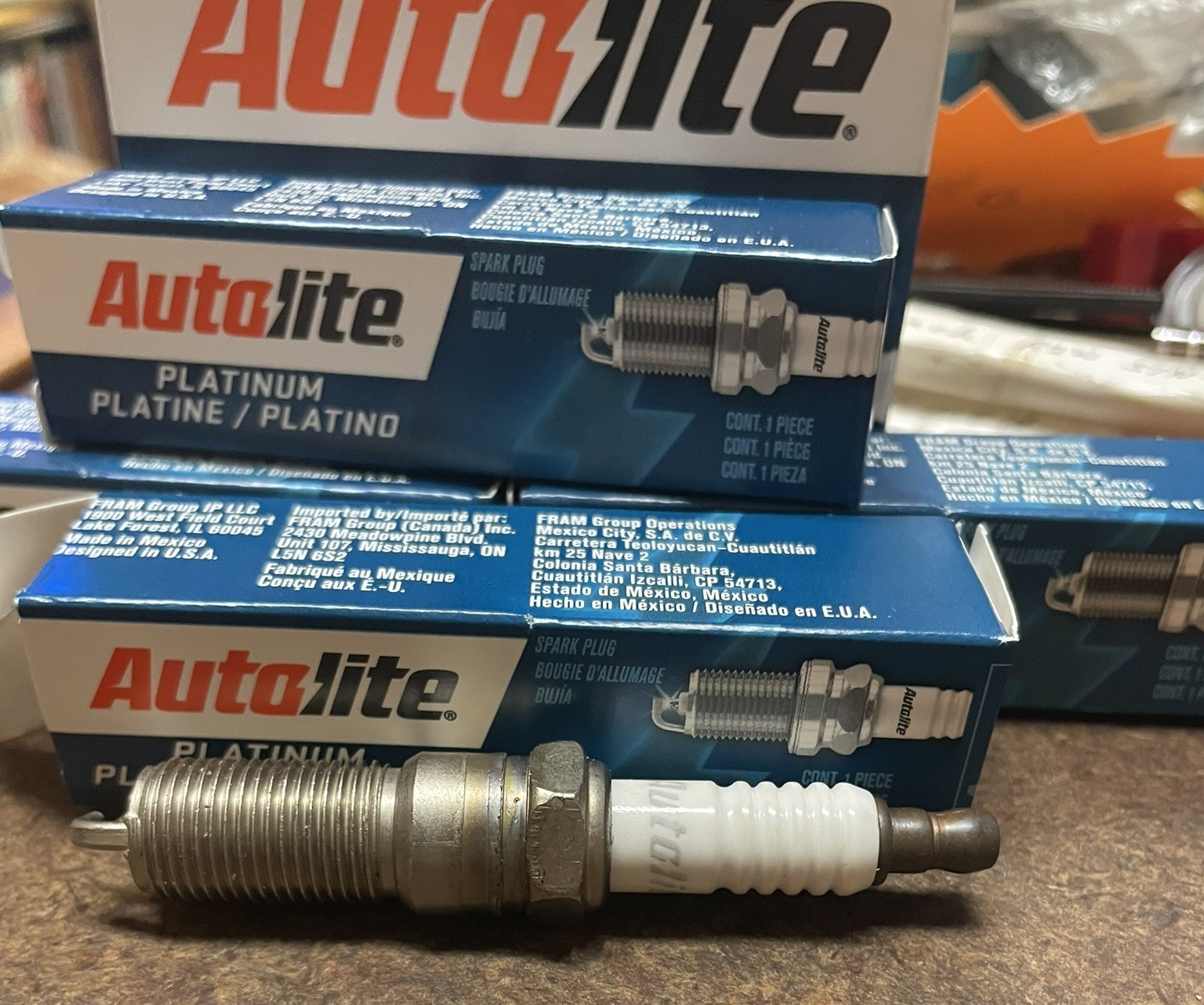 Pack of 4 – Autolite Platinum Spark Plugs – P/N:  AP5263 (NOS)