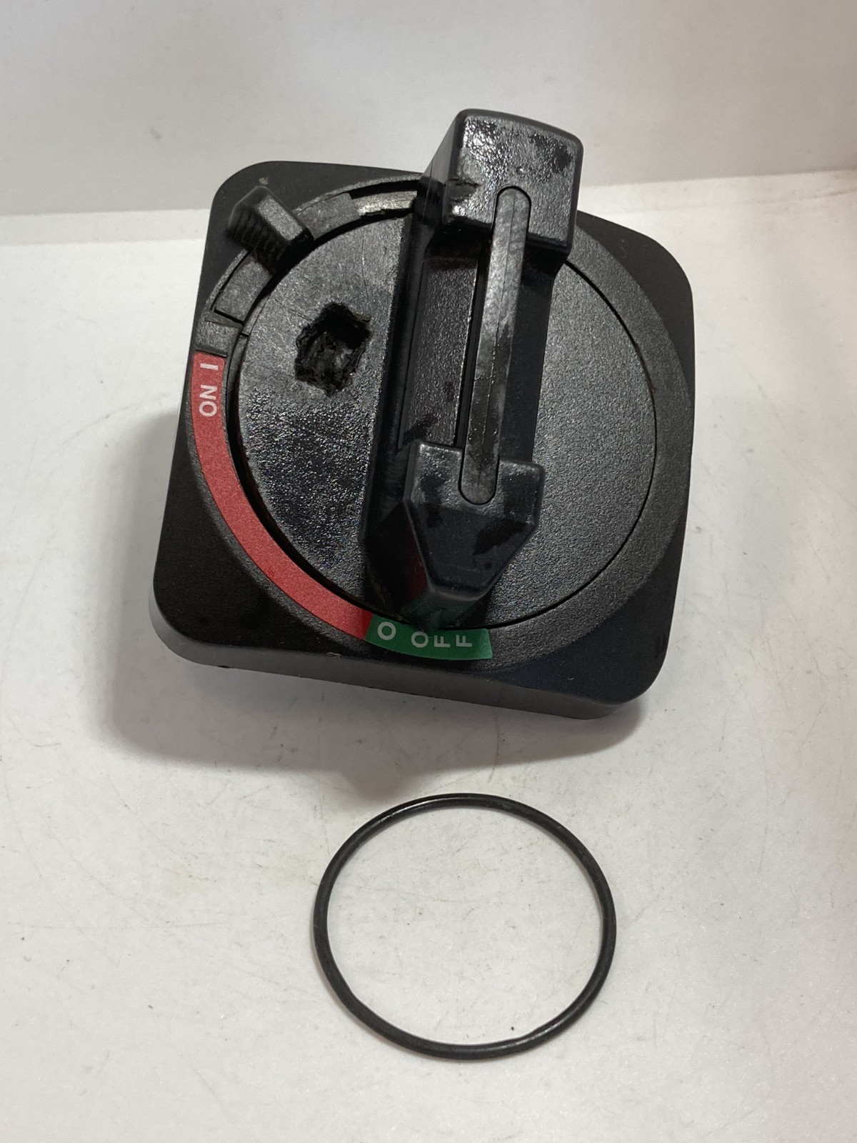 ALLEN BRADLEY 194R-HS4 DISCONNECT SWITCH OPERATING HANDLE SER A