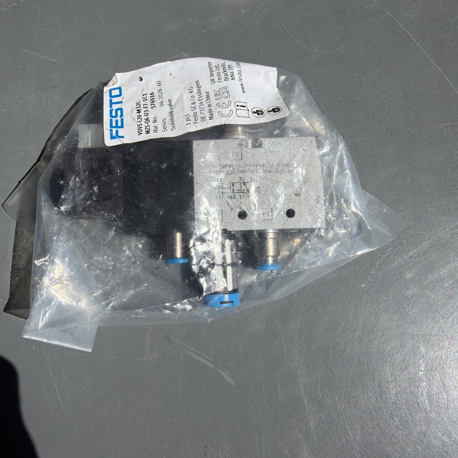 Festo VUVS-L20-M32C-MD-G18-F7 Solenoid Valve VUVS-L20-M32C-MZS-Q6-U3-F7-1C1
