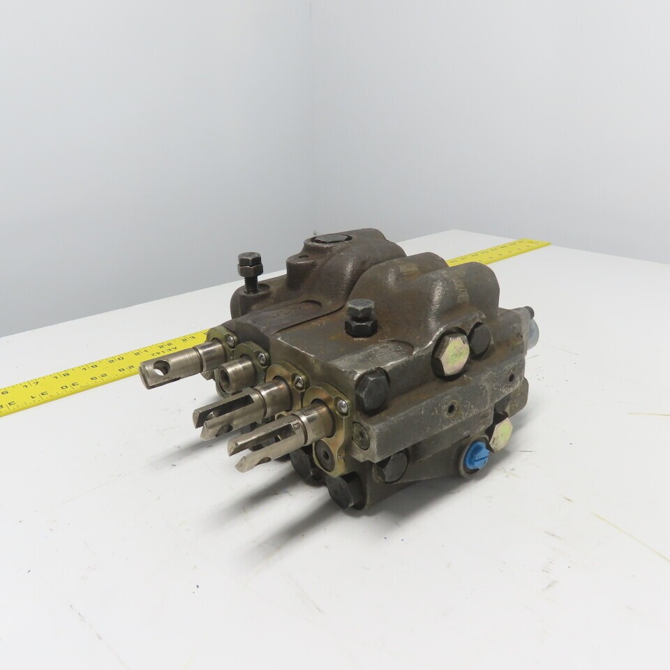 CMC DD 30 4-Spool Forklift Hydraulic Directional Control Valve CPN 6R 6267