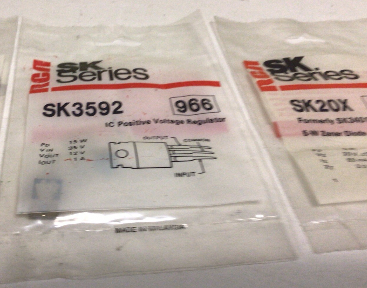 NEW, ( ASSORTED LOT) SK SERIES SK3592/966 IC POSITIVE VOLTAGE REGULATOR