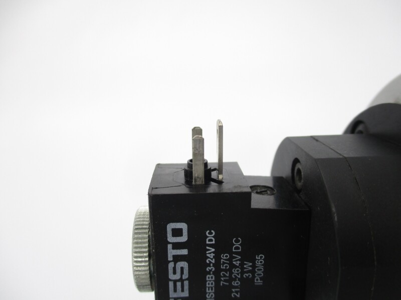 FESTO HEE-1-D-MAXI-24 00172953 SER. A841 21.6-26.4V 240PSI UNMP
