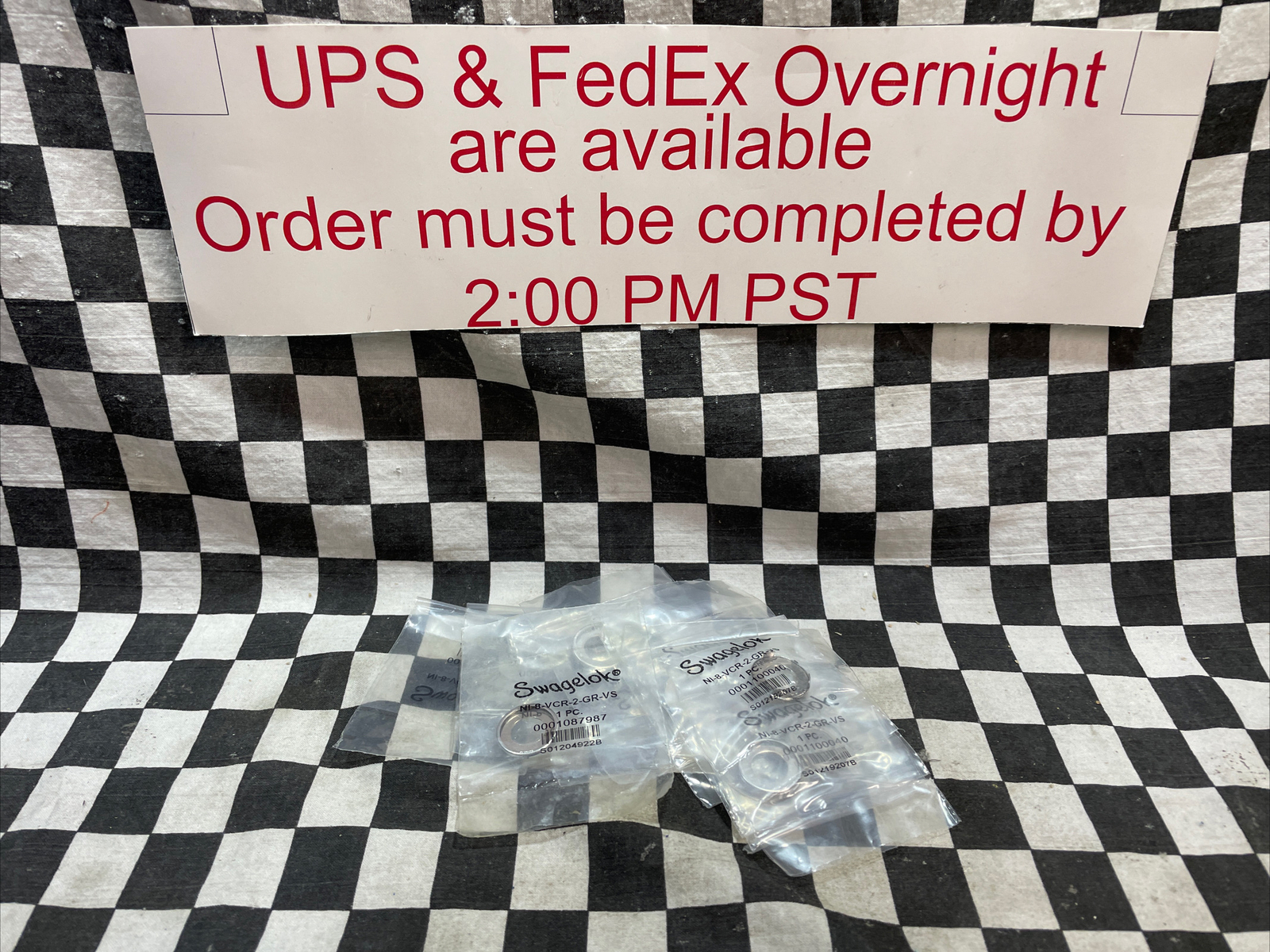 SWAGELOK VCR Face Seal 1/2″, NI-8-VCR-2-GR-VS, LOT OF 11, SHIPSAMEDAY#1327D4