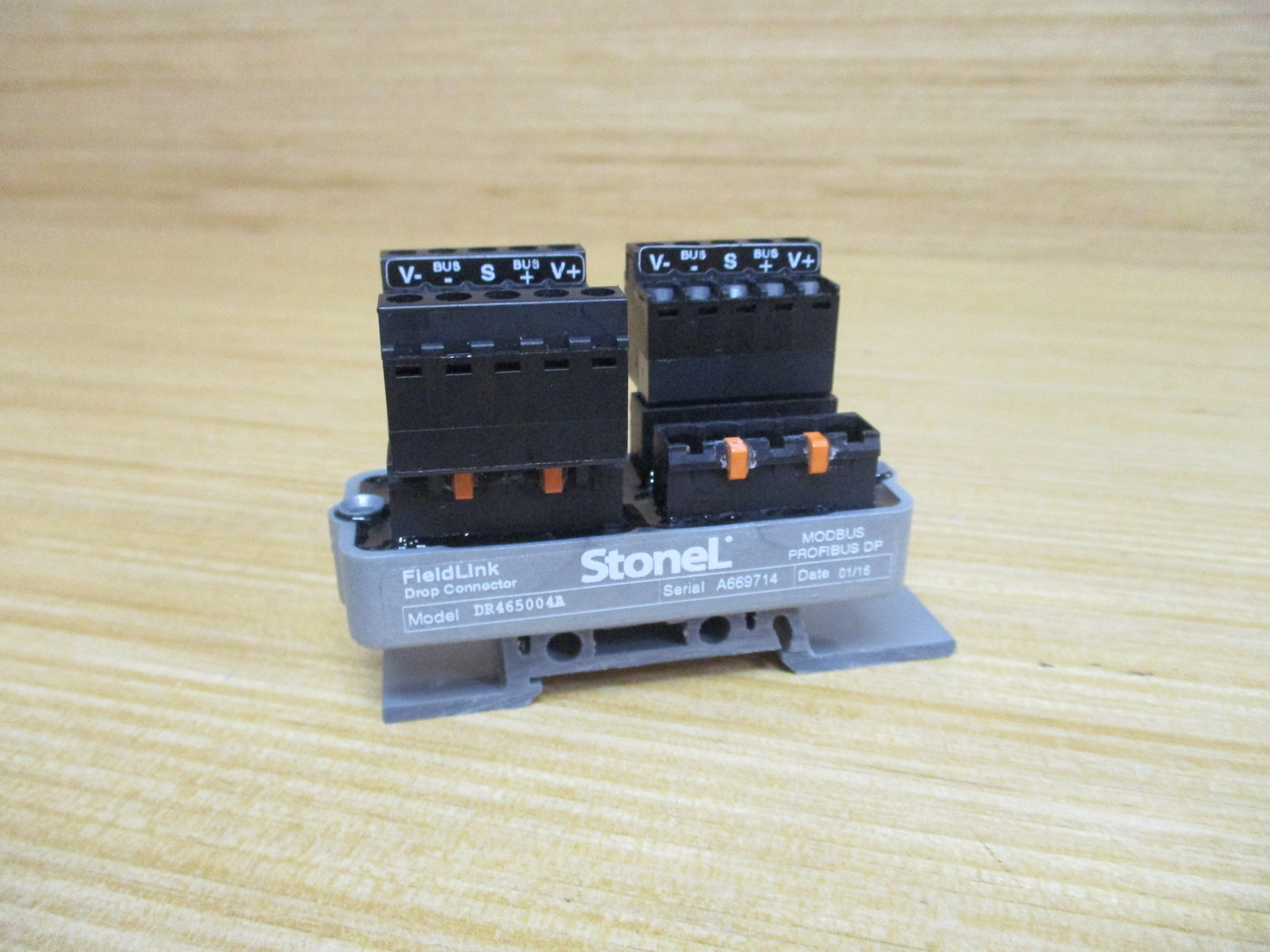 StoneL DR465004A FieldLink Drop Connector