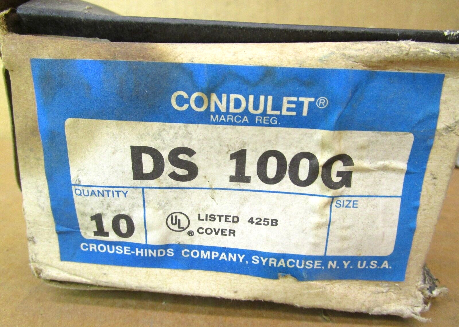 Crouse-Hinds DS 100G Outlet Box Covers Box of 10 Pieces 51297LR