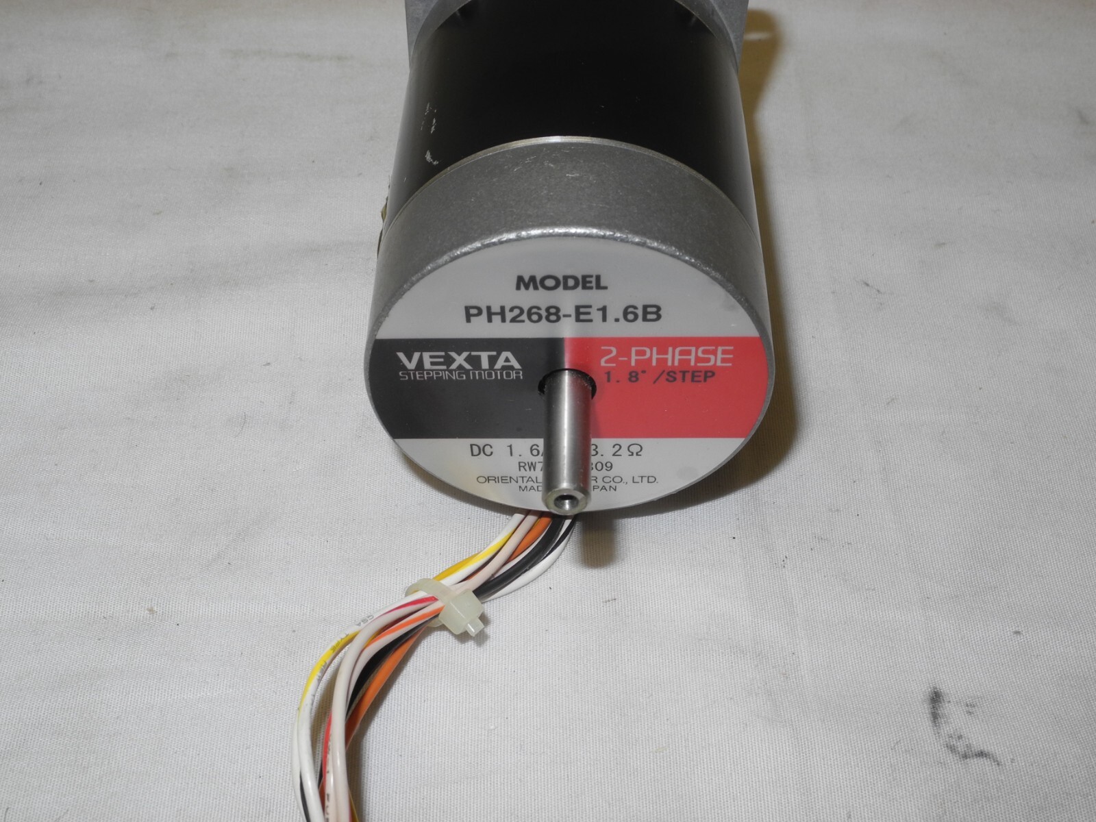 VEXTA PH268-E1.6B 1.8″/STEP 2-PHASE 1.6A 3.2OHM 2-PHASE STEPPING MOTOR