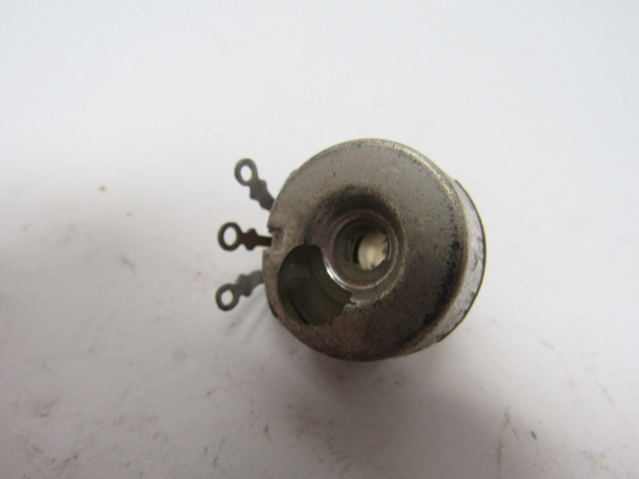 Clarostat 45A305 3MEGO Poteniometer