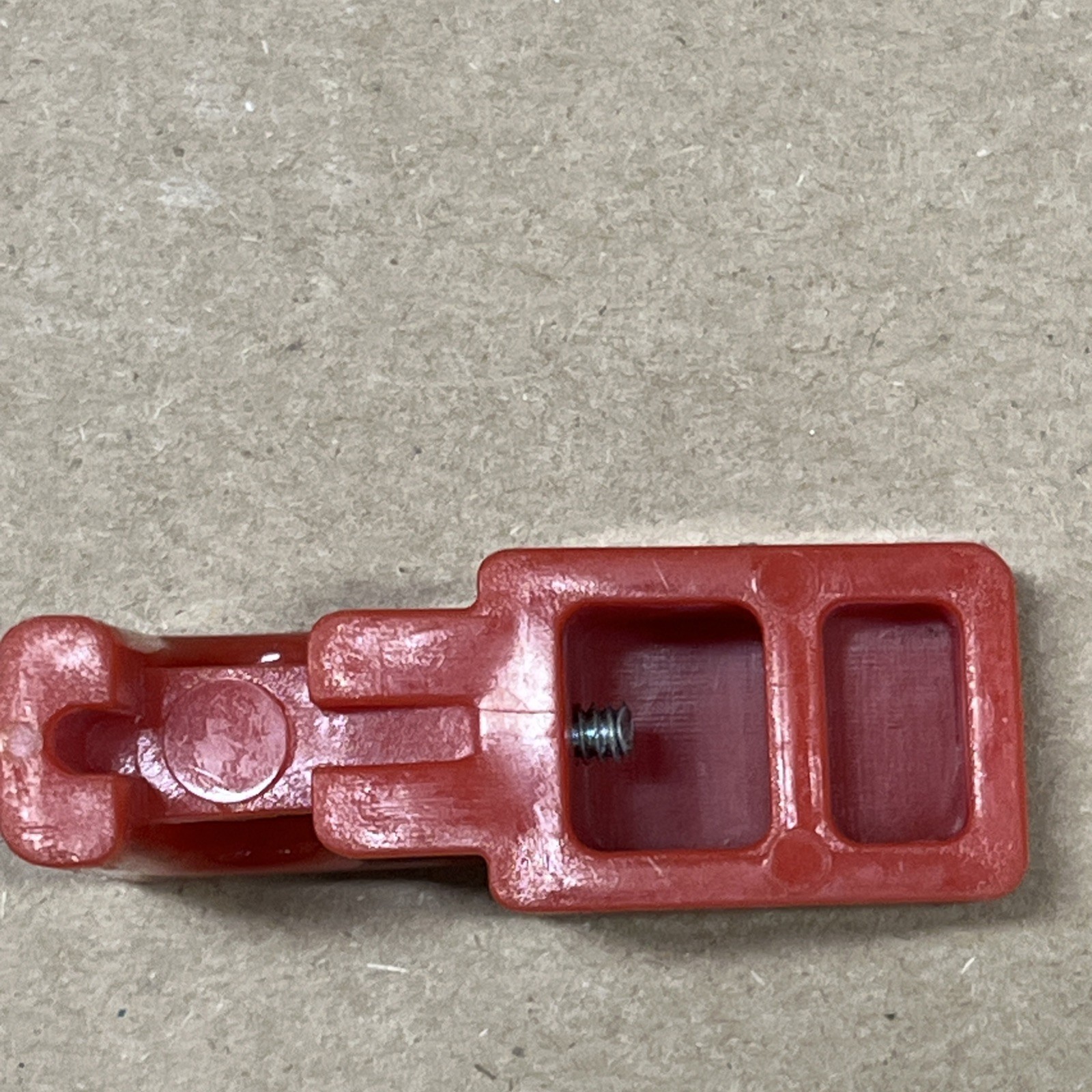 NORTH C-SAFE CB-03 Electrical Equipment Bkr Lockout Red Single Pole Set Screw