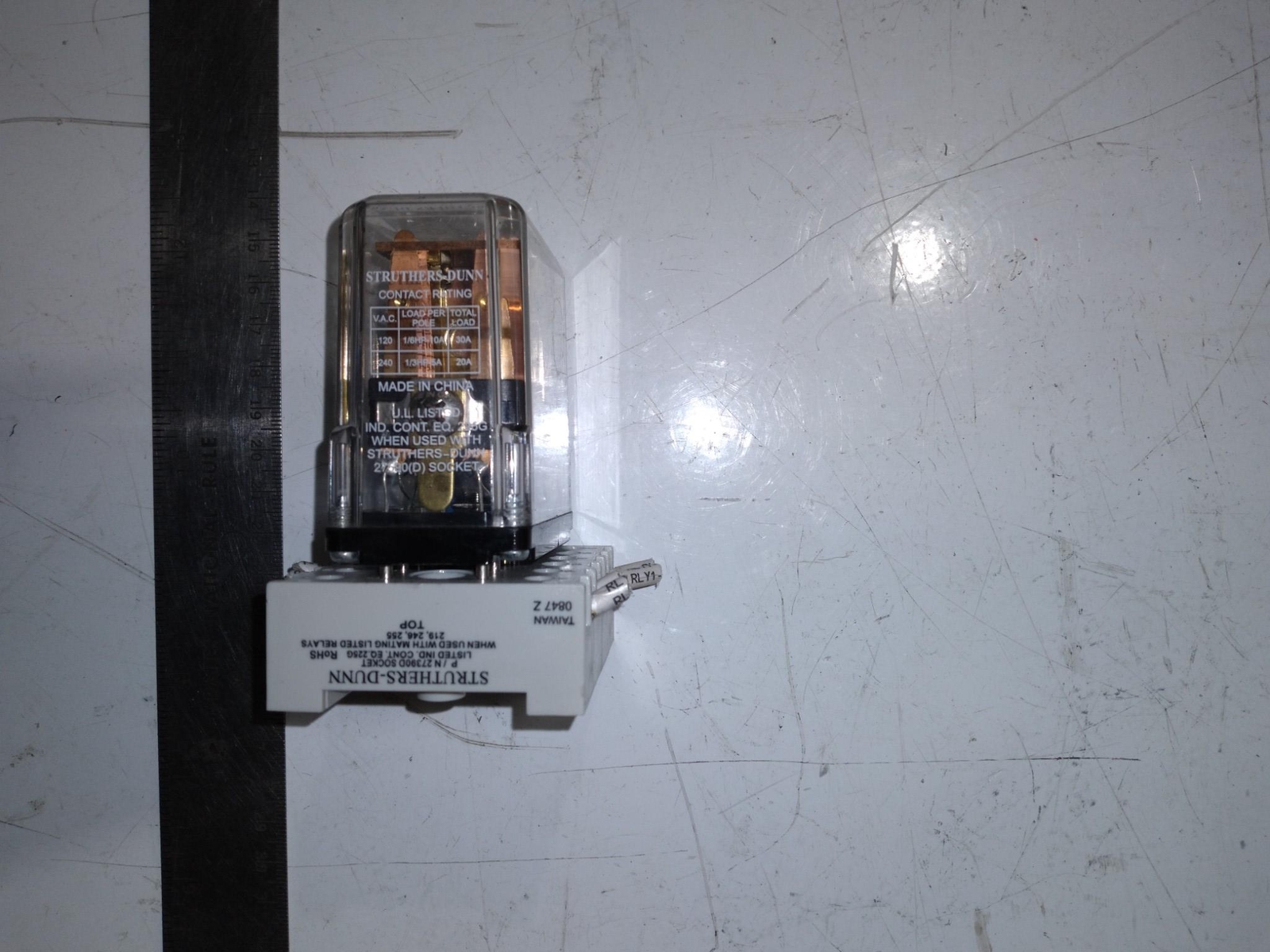 STRUTHERS-DUNN 219ABAPL RELAY 120VAC 50/60HZ 10A 120VAC 273900 SOCKET