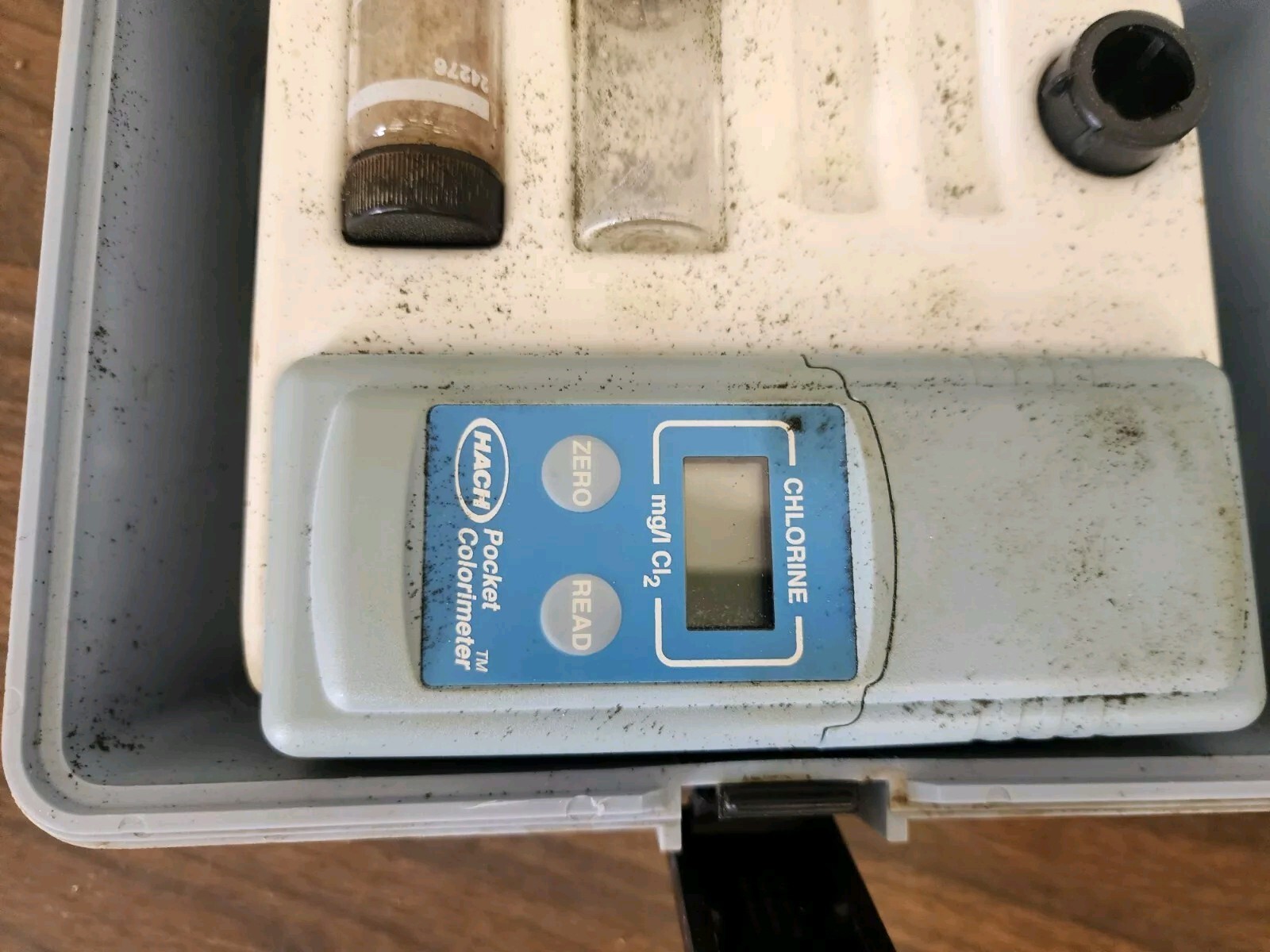 HACH Iron Pocket COLORIMETER Test Kit 46700-22