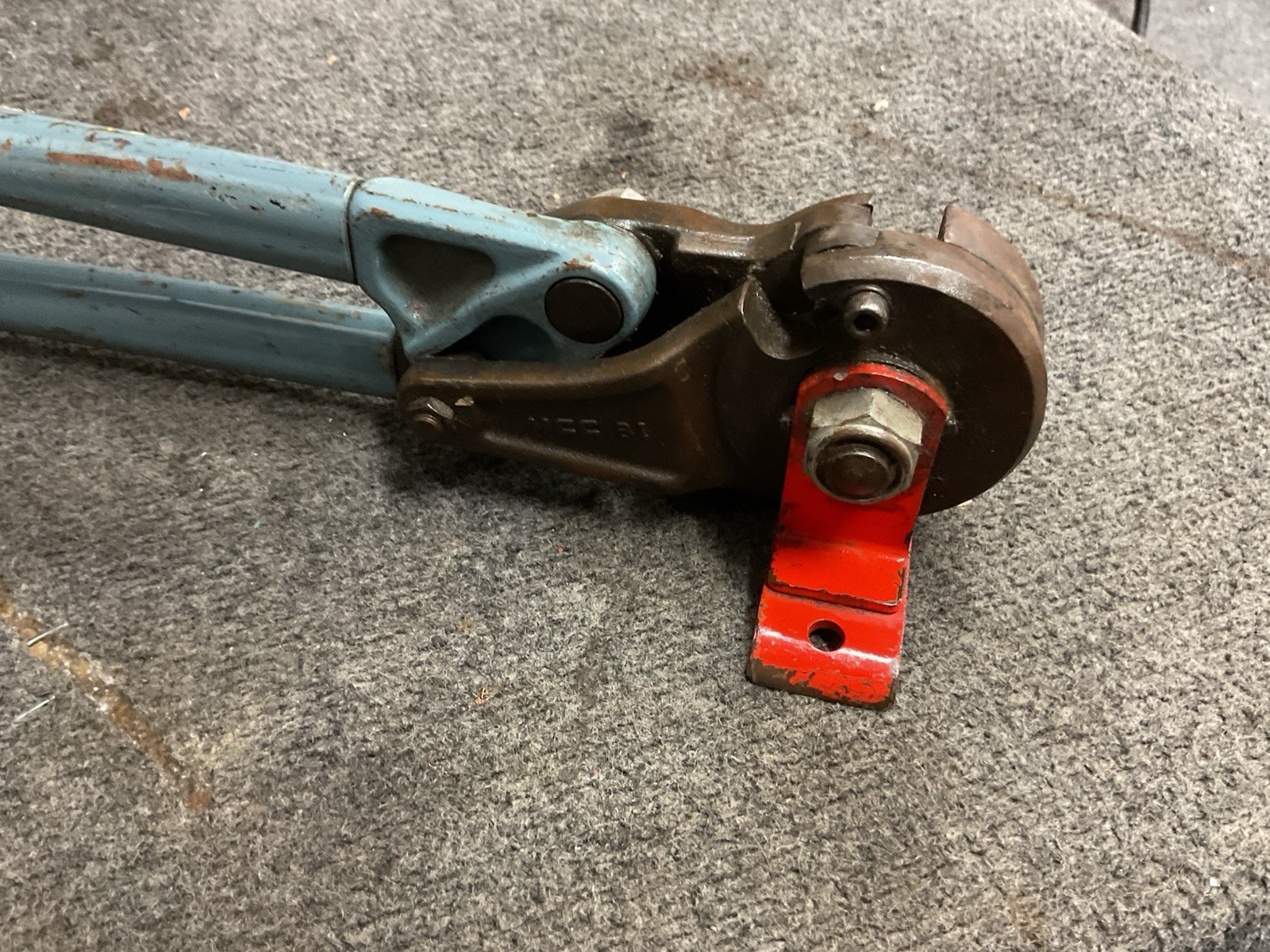 MCC AB-3W 3/8″ Mild Steel Threaded Rod Cutter