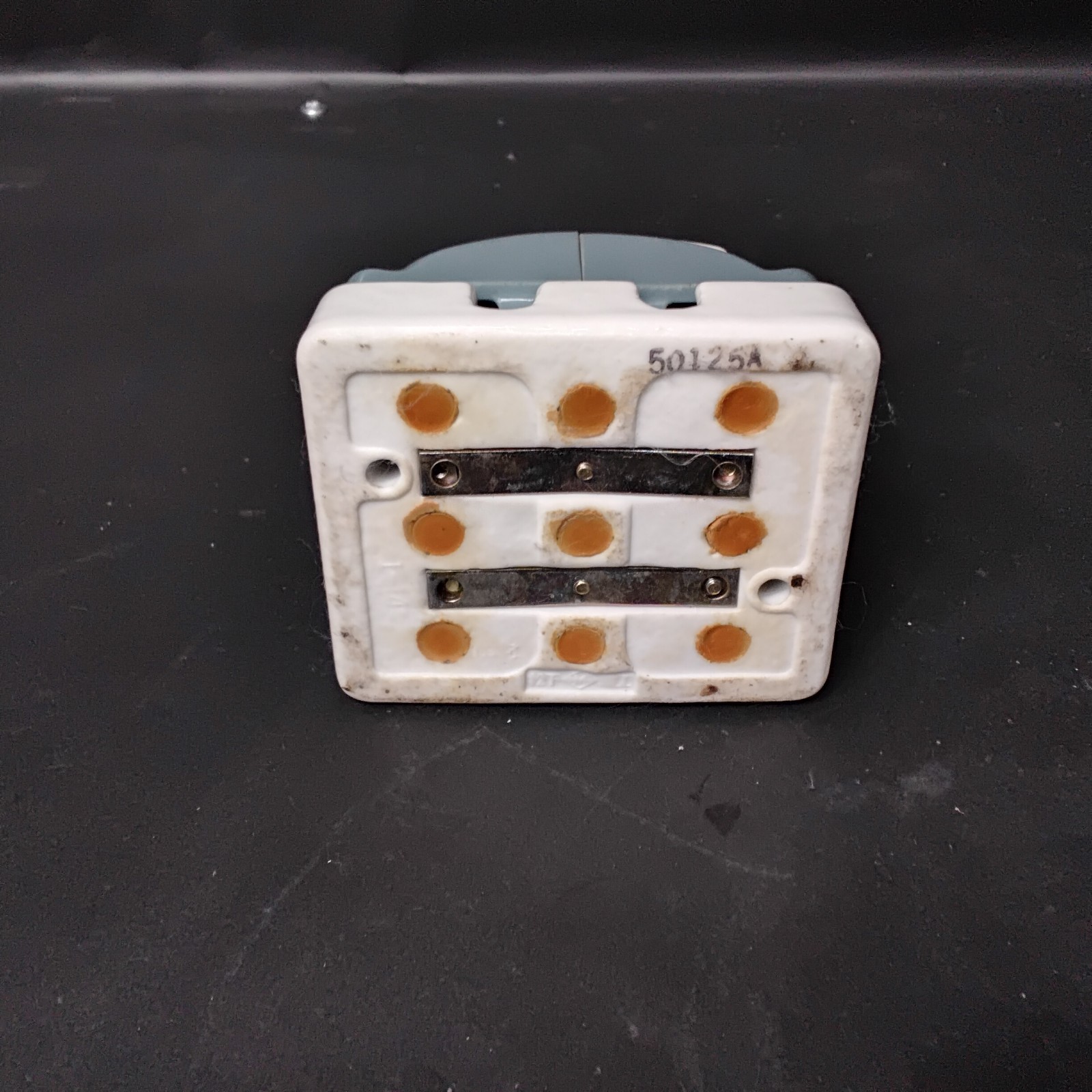 41-15232 SAFETY KNIFE SWITCH ($15 OBO)