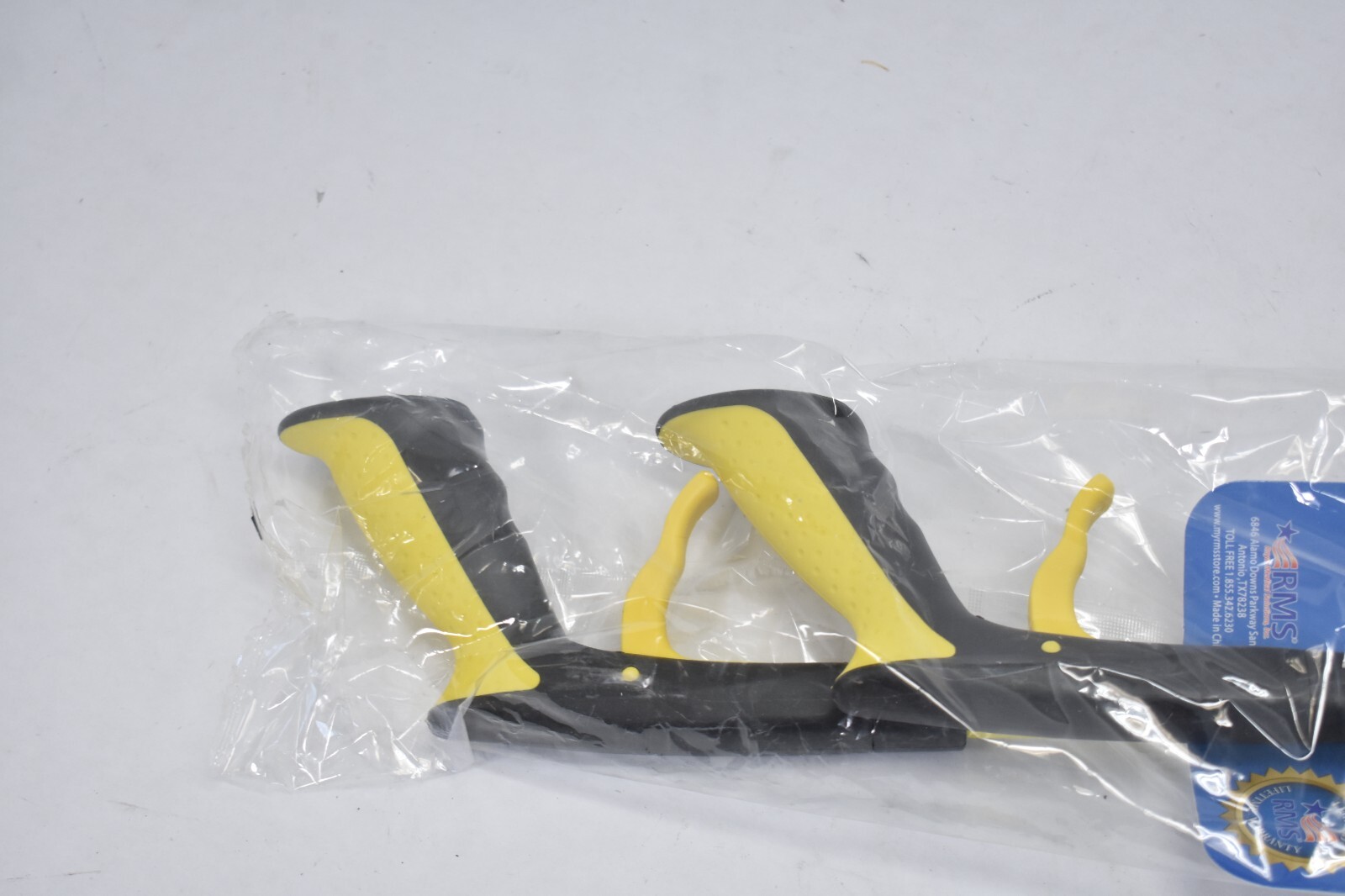 RMS Grabbers 2 Pack 34″ & 21″ Rotating Jaw Lightweight Tools Yellow/Black