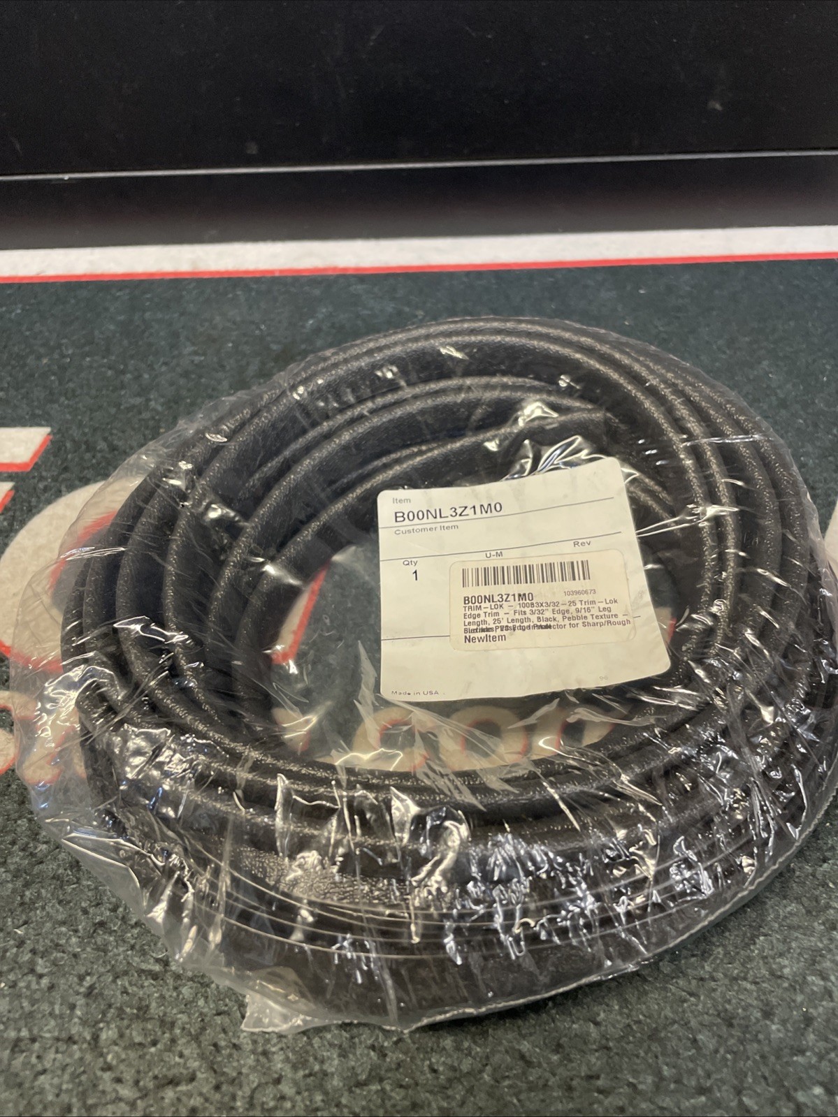 Trim-Lok 100B3x3/32-25 Edge Trim Alum Clip 0.26 25 Ft