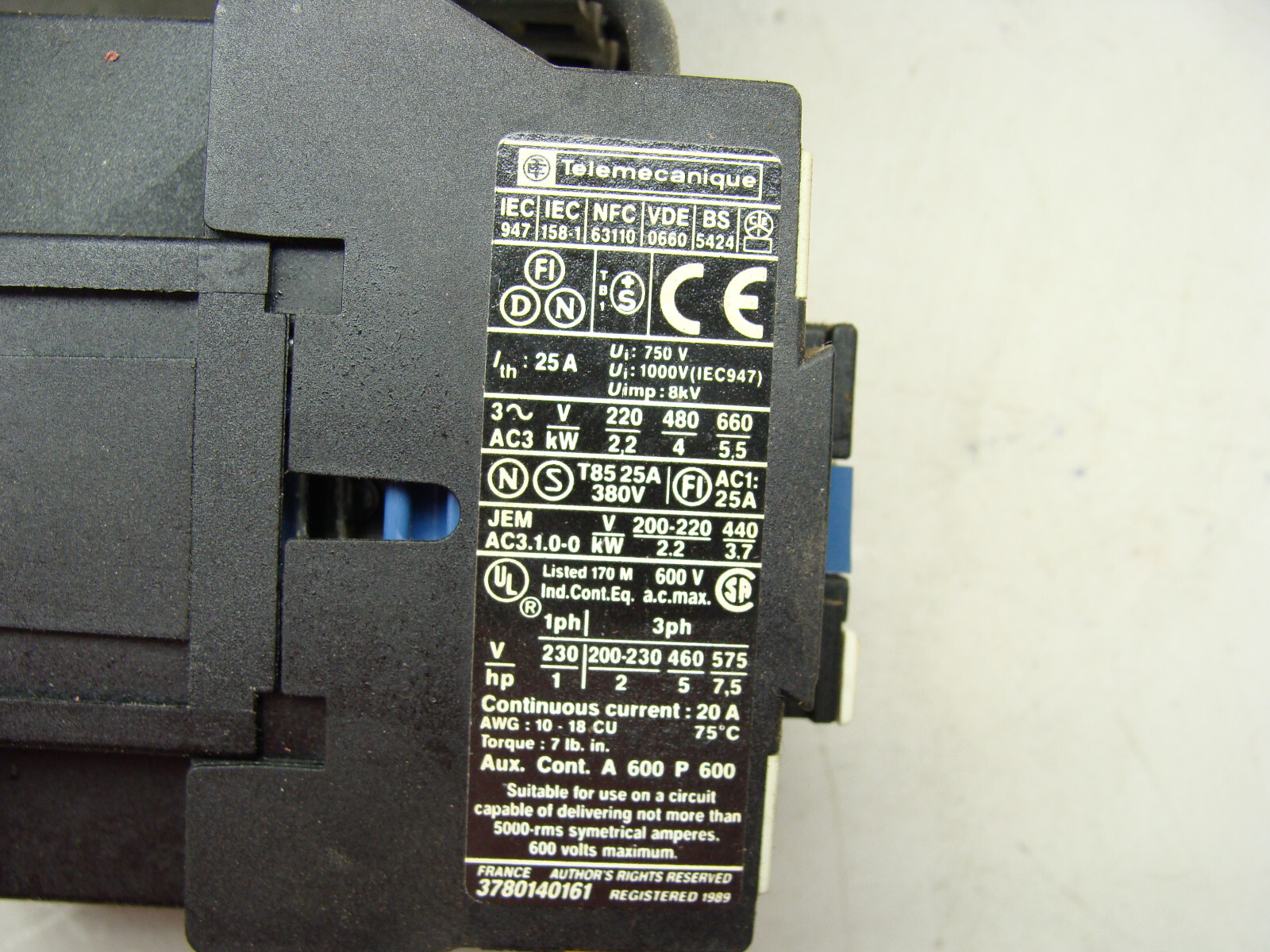 LOT OF 2 TELEMECANIQUE CIRCUIT BREAKER GV2-RS07 W/AUX CONTACTS LC1D0910 GV2-AN11