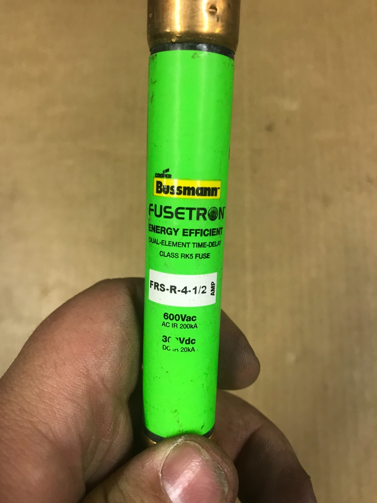 NOS Bussman Fuestron Energy Efficient Dual Element Fuse – FRS-R-4-1/2, 600V