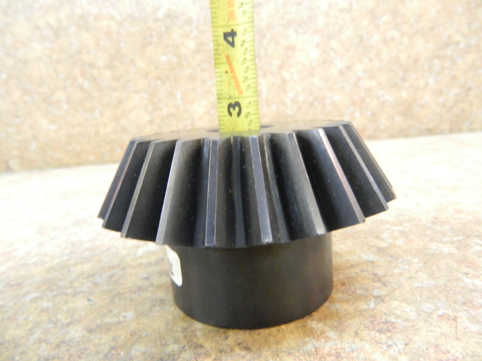 MARTIN B624-2 Bevel Gear 20 Deg. 24 Teeth 1″ Bore