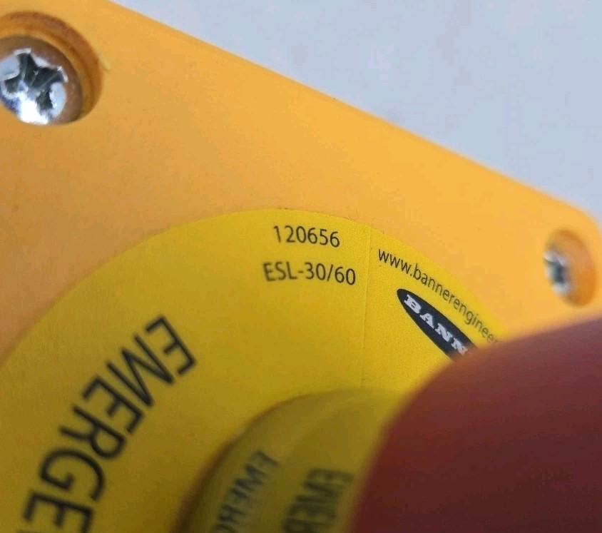Banner ESL-30/60 Emergency Stop Button With Enclosure 120656