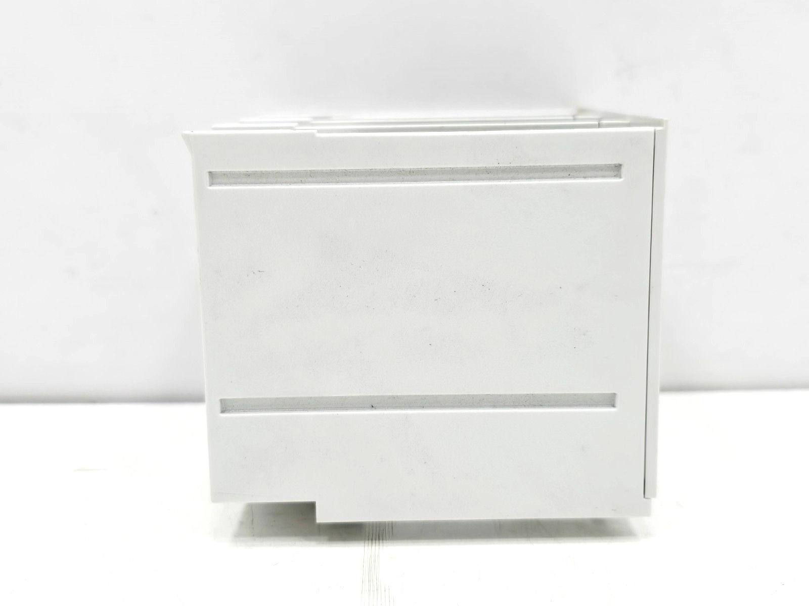 NZM2-XKSA EATON MOLDED CASE CIRCUIT BREAKER ACCESSORY BOX