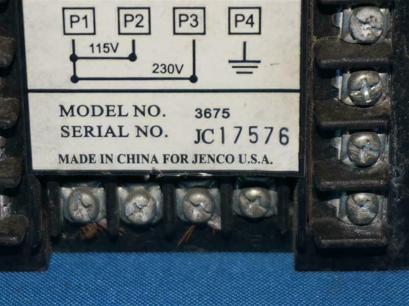 Jenco 3676 Digital pH/ORP Transmitter Controller w/ Scratches Made in China