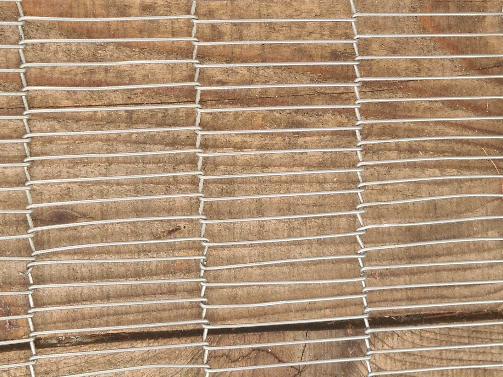 Lumsden Flexx Flow SPACES 7 Conveyor Belt SIZE: 3/8” x .050 x 16” WIDTH x 26′