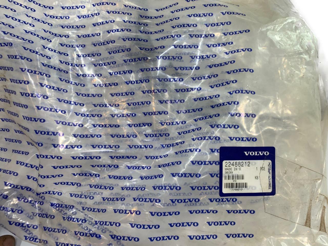 Volvo 22488212 V Clamp NEW FREE FAST SHIP