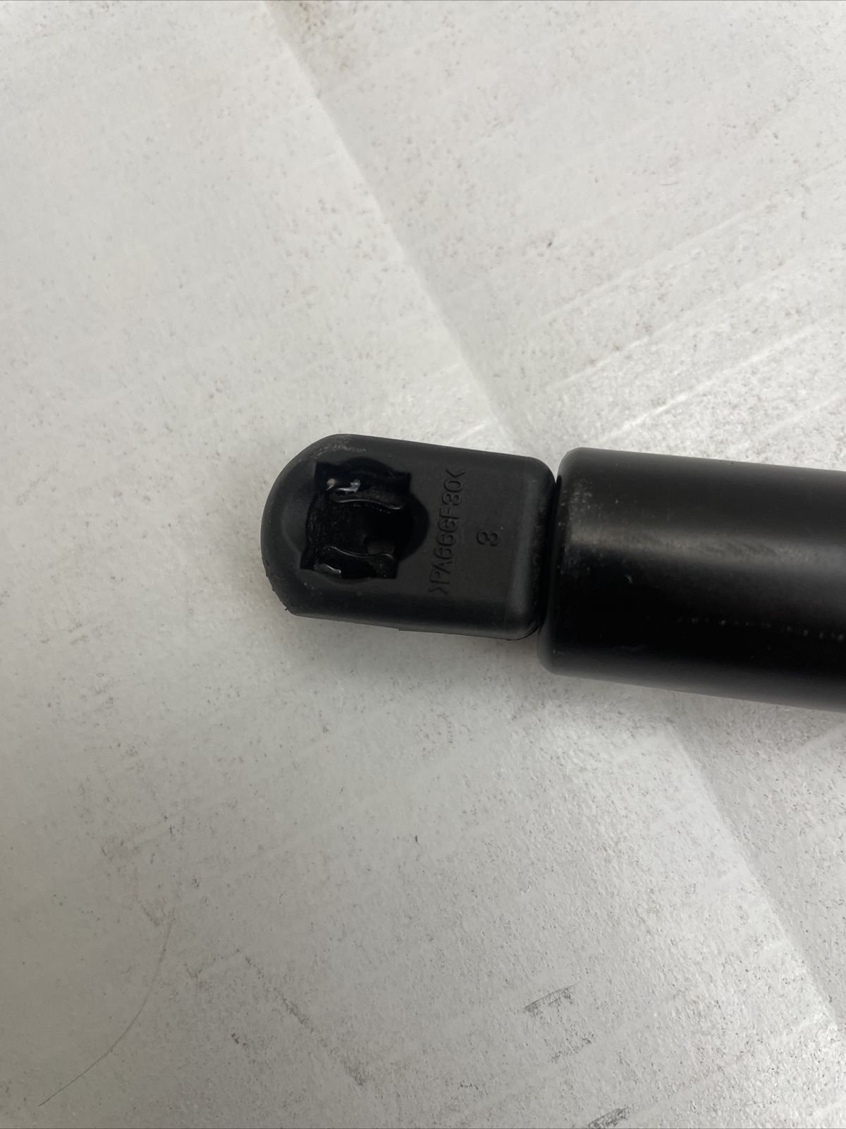 International Gas Springs Shock, Strut, 36 1/4 Inch 1CU416885BB0267 60LBS FORCE