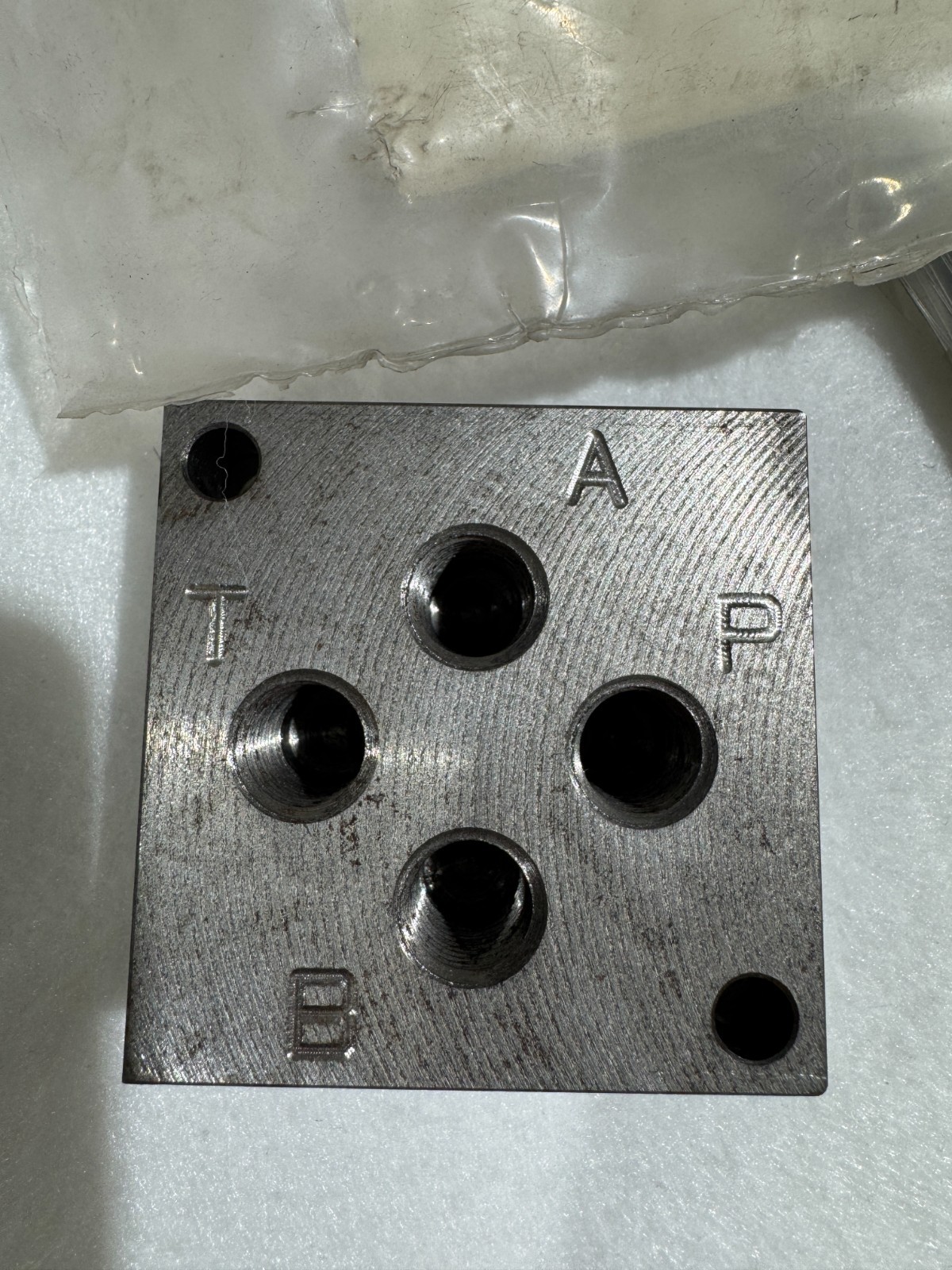 Daman Products DD03SPB4P Ductile Valve Subplate 1105