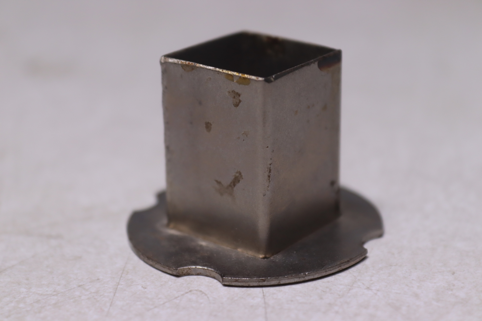 APE REWORK NOZZLE 20.3mm X 20.3mm 8100- N00- 44