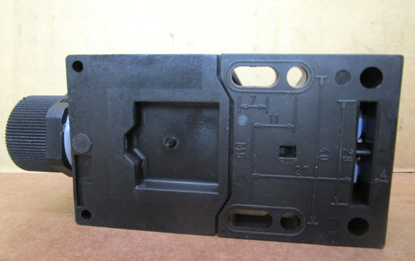Schmersal AZ16zvrk-M20 50225HM