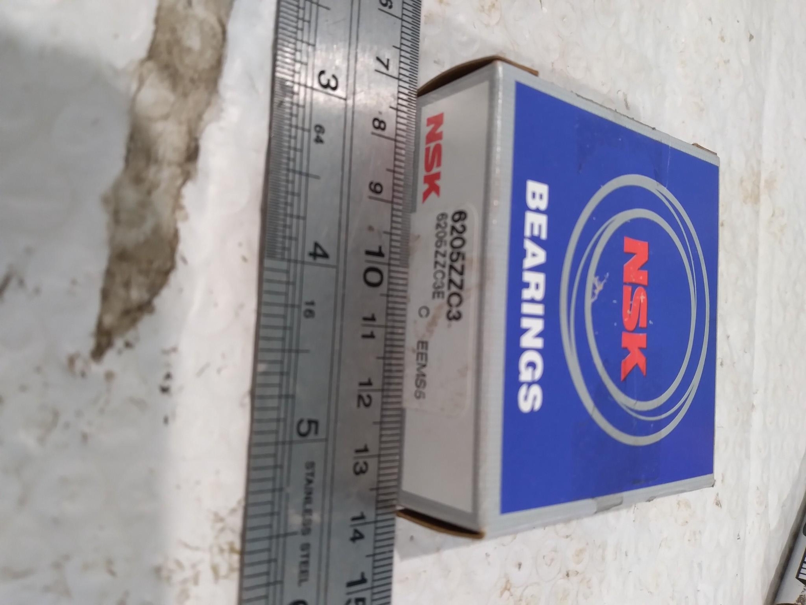 NSK BEARING 6205ZZC3