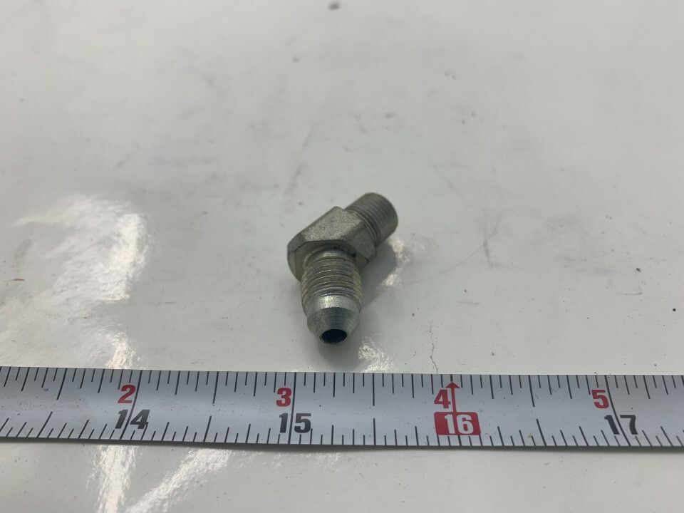4-VTBX-5 Threaded Fitting, Elbow Male 45 degree tube 1/4 -37 degree flare