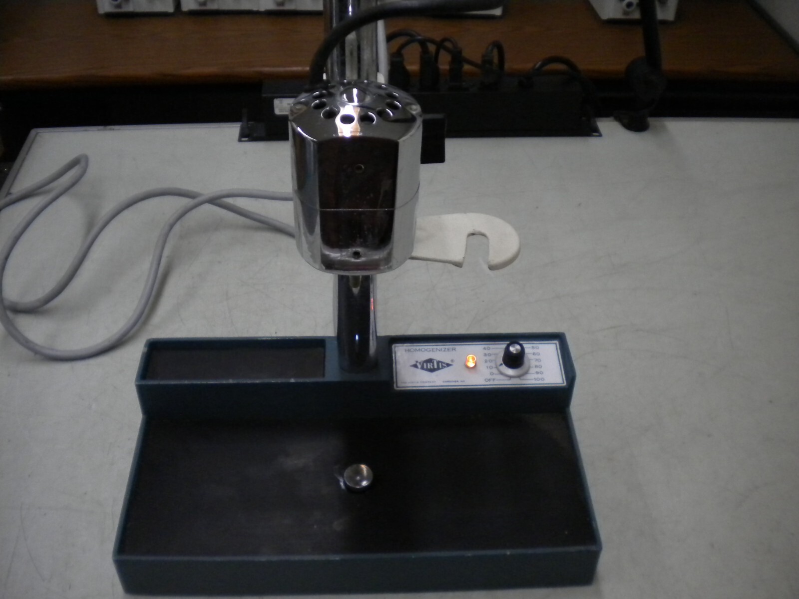 Virtis 7-109-AF Homogenizer – Powers up as Shown – Goes up to full speed