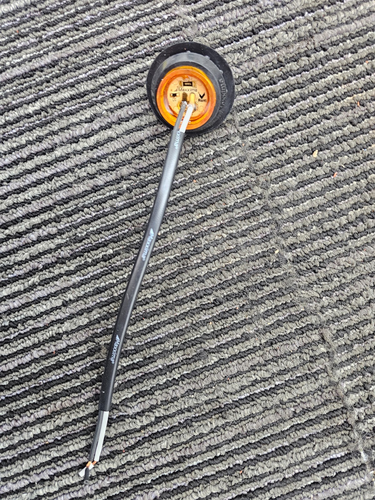 (QTY 2) Maxxima M09400Y Amber 1-1/4 Inch Round LED Clearance Marker Light
