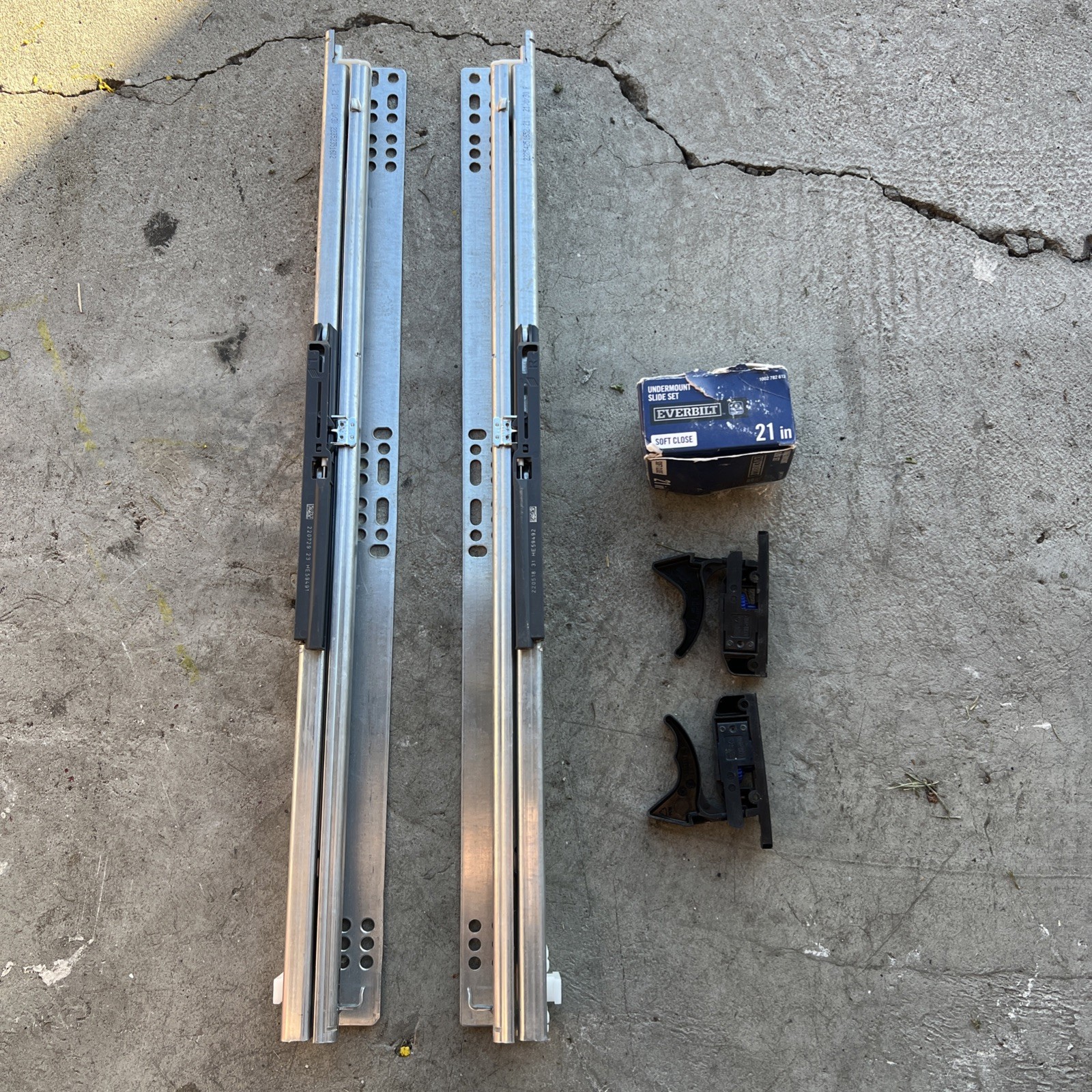 Everbilt 21″ Full Extension Undermount Soft Close Slide Set 1002 782 613