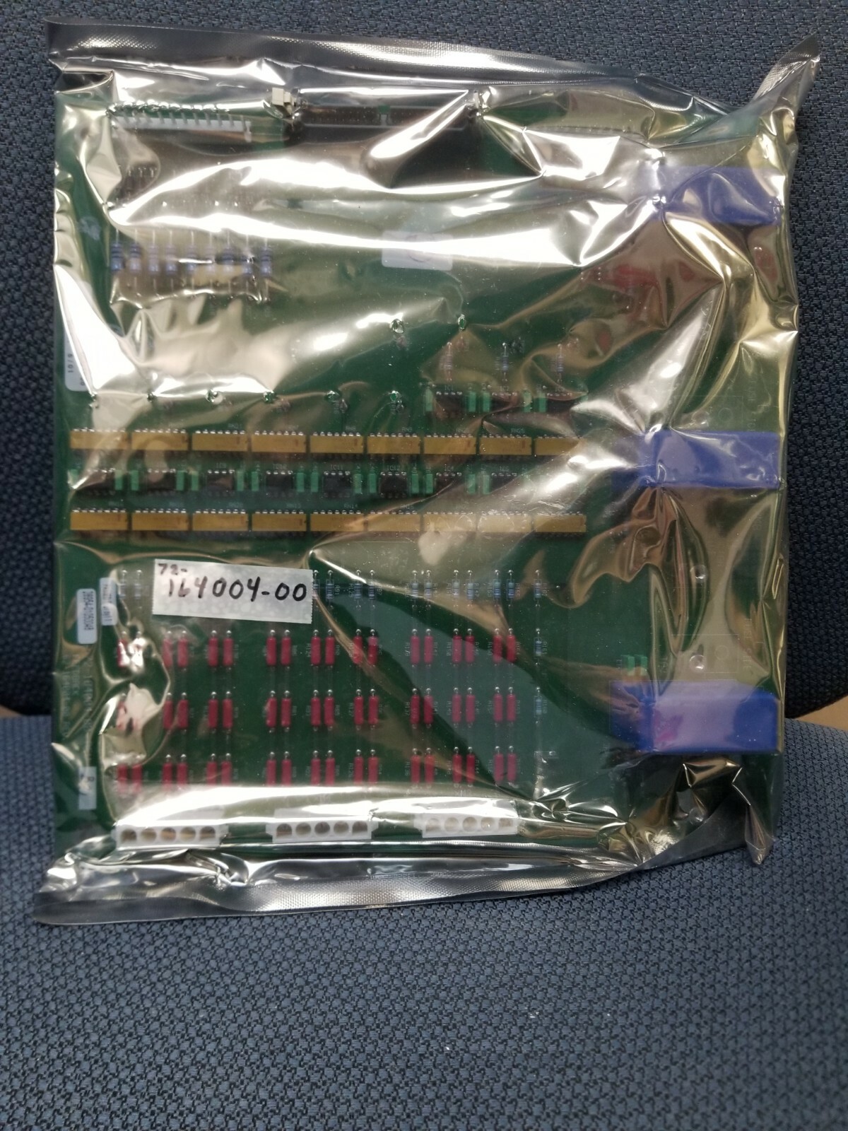 NEW MERLIN GERIN 72-164004-00 REV B2 MGE UPS SYSTEMS BOARD 62-164004-00 REV A00