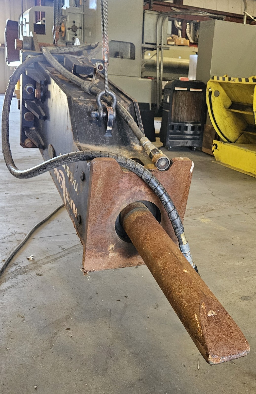 HURRICANE THB8000 HYDRAULIC HAMMER FOR 25-35 TON EXCAVATOR