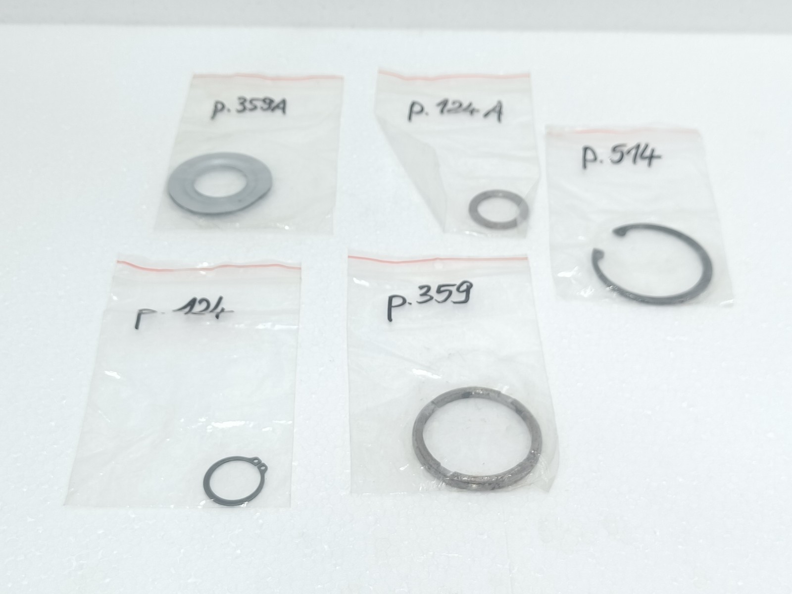 ASSORTED INDUSTRIAL SPARE PARTS SET – WASHERS, CIRCLIPS & RINGS – P.358A P.124A