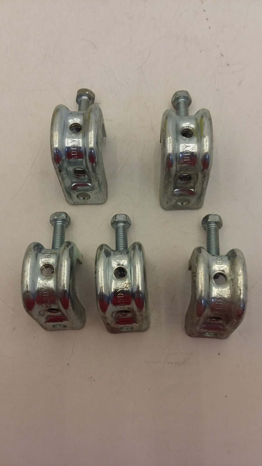 ERICO BC200 STEEL BEAM CLAMP 5/8″ FLANGE 1/4″ ROD SIZE 1/2″ MAX FLANGE LOT OF 5