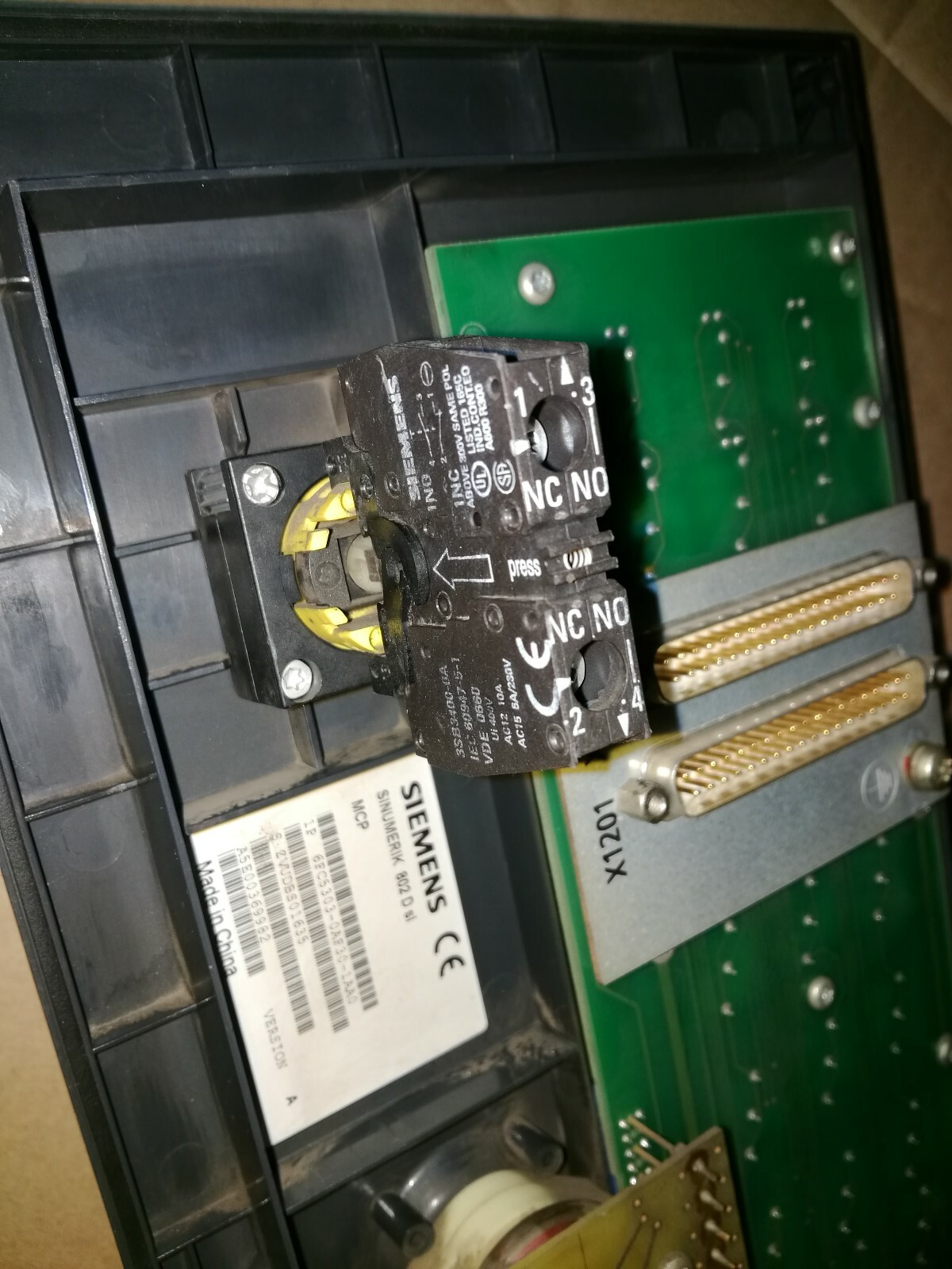 Siemens 6FC53030AF301AA0 CONTROL PANEL