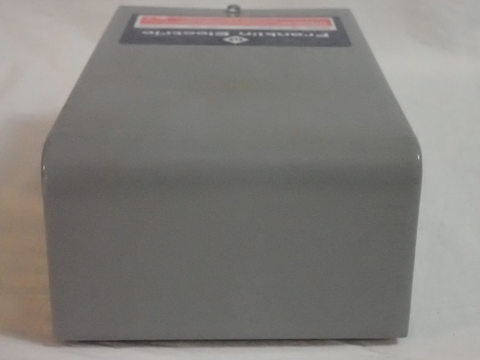 NOS FRANKLIN ELECTRIC 2801074915 SUBMERSIBLE MOTOR CONTROL BOX 3/4HP 230V 60HZ