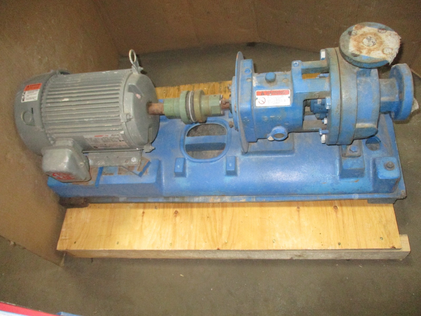 Unimount 5HP Electric Pump Enclosed High Efficient Motor Goulds Pump 52997PRX